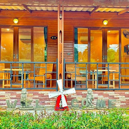 Aow Thai Homestay Ban Hin Dam Zewnętrze zdjęcie